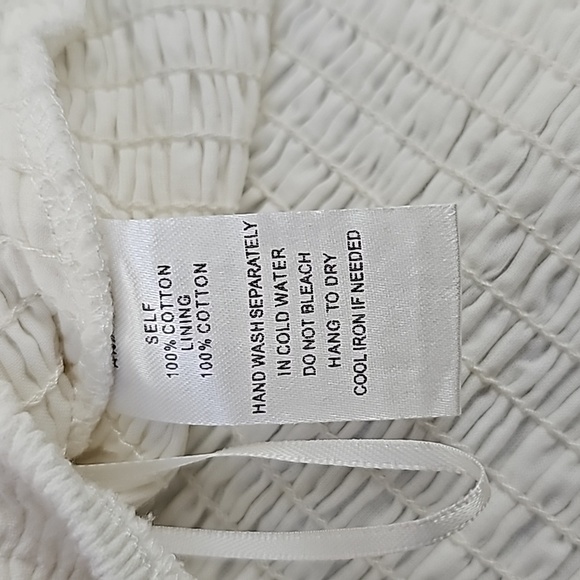 VICI Puffed Sleeve Smocked Crop Top Size L - Picture 5 of 13